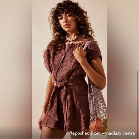 FREE PEOPLE - Pull Me In Romper size SMALL - Picture 9 of 12